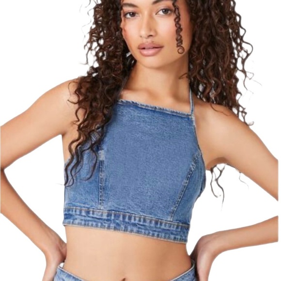 Forever 21 Denim Halter Crop Top Size Small 
Stretch - Picture 1 of 6